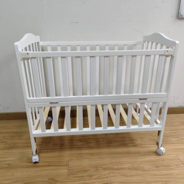 עריסה מעץ מתחברת נעמה צבע קרם + מזרון נושם